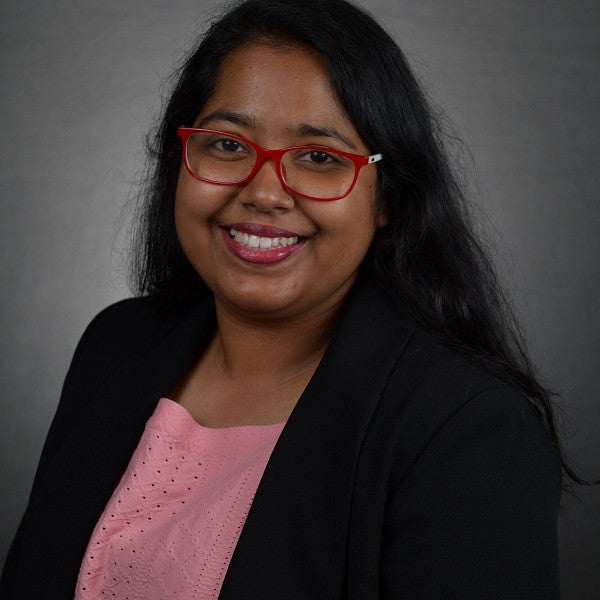 Nishat Parvez headshot